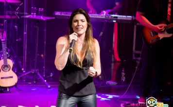 LUCYANA VILLAR RETORNA AO BAR BRAHMA