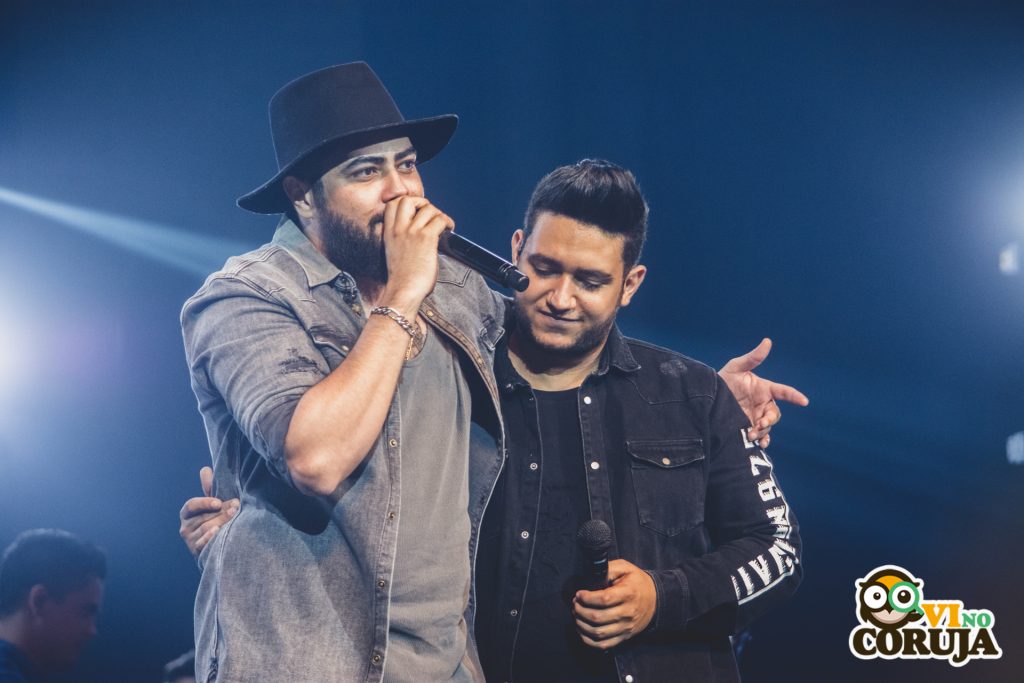 Show do Henrique e Juliano no Espaço das Américas Teve Dedo Na Cara